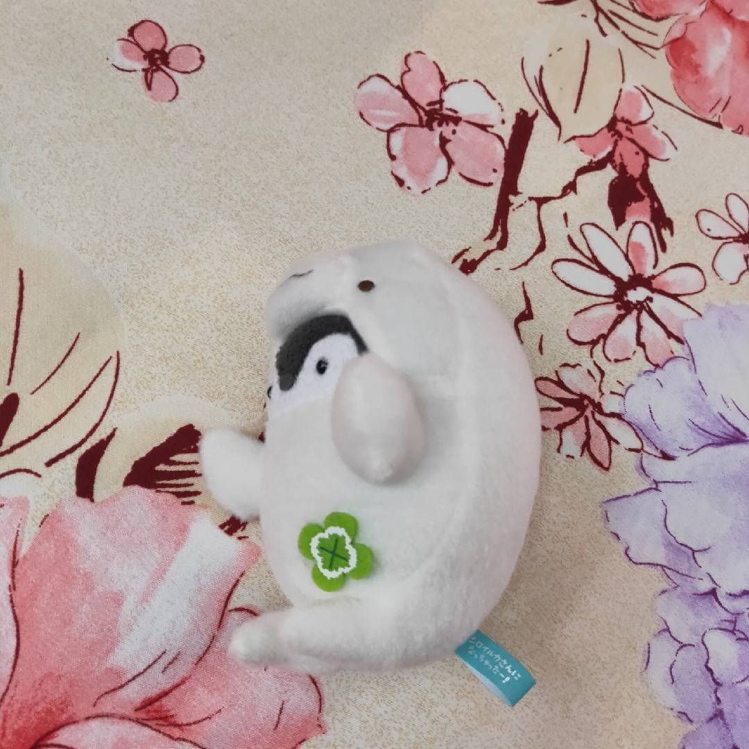 Japan's original single positive energy penguin transforms the sea, the plush doll pendant