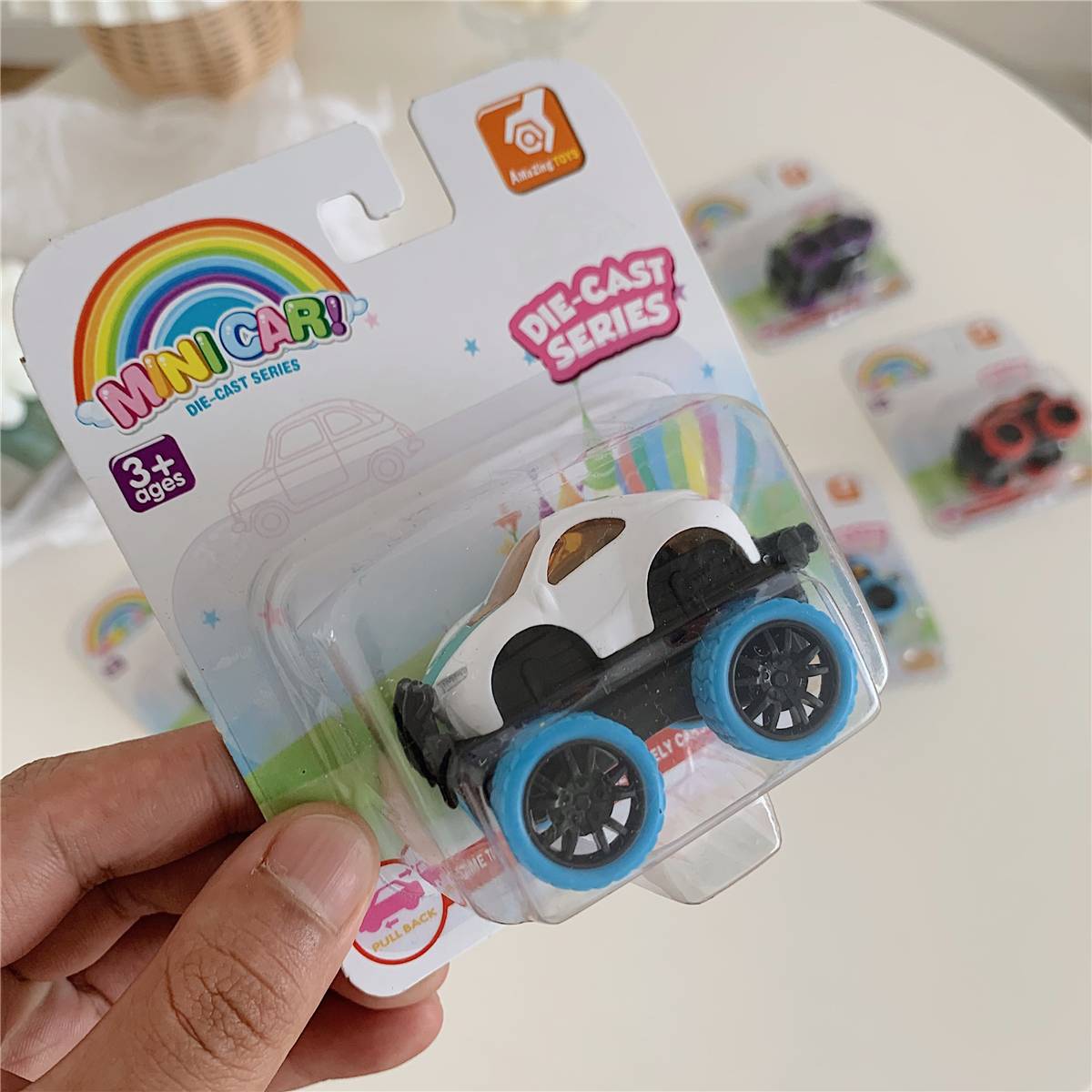 Single mini toy car alloy car to simulate off -road vehicle model inertial boy gift ornaments