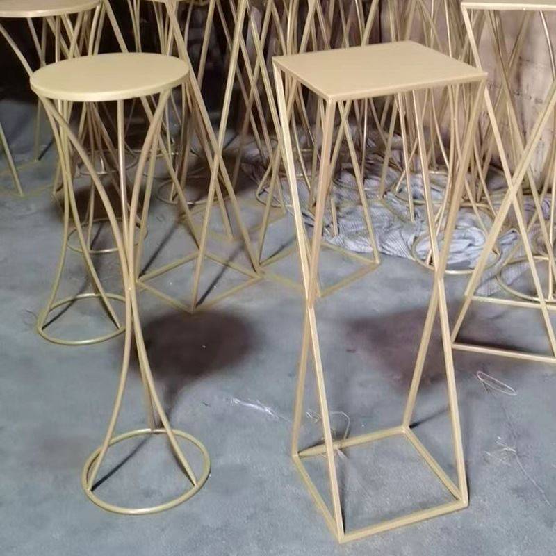 Export iron flower frame spray paint gold color wedding road quotation simple lines main table main table swing shop celebrates facade decoration
