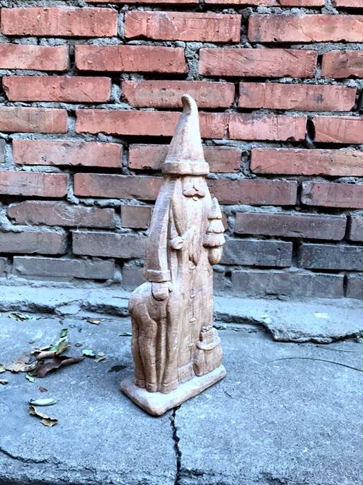 Imitation of wood grain retro to make old Santa decorative decoration