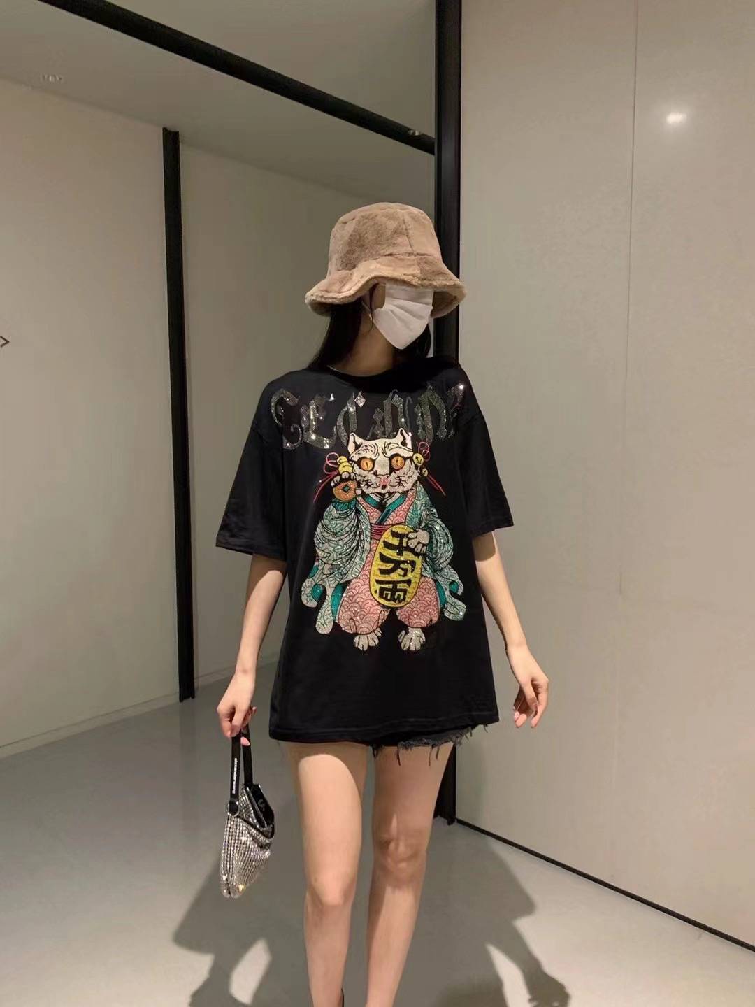Light luxury tide brand big C short -sleeved T -shirt hot and wealthy cat summer men and women, black loose round neck short -sleeved short sleeves