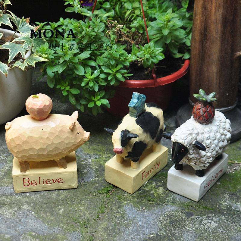 Village retro mimurotic pork lamb maverick switch fun garden courtyard terrace decoration