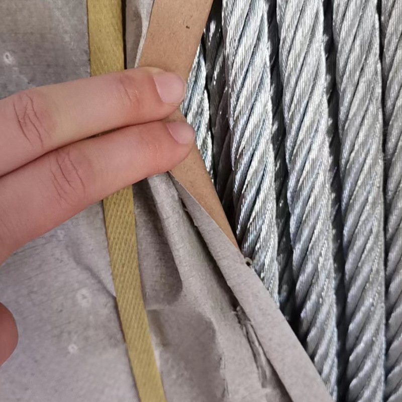 Lifting 7x19 BS standard Galvanized Steel Wire Rope Supplier
