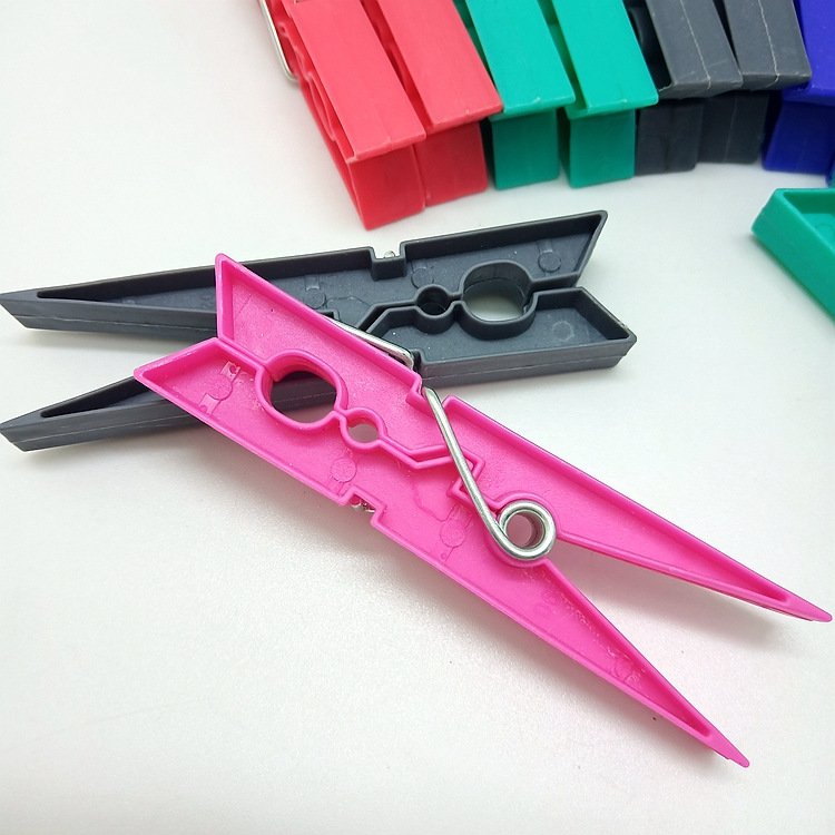 8.2cm small plastic Color spring clip Plastic Clothesline jacket clip long 24pcs/pack