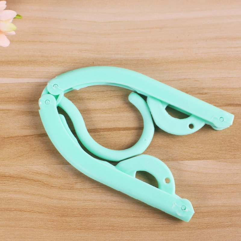 Hot Selling Magic Triangle Clothes Drying Hanger Retractable Portable Clothes Rack Foldable Pull Out Outdoor Hangers