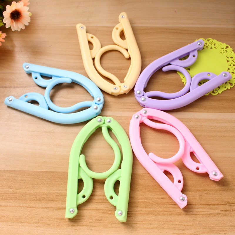 Hot Selling Magic Triangle Clothes Drying Hanger Retractable Portable Clothes Rack Foldable Pull Out Outdoor Hangers
