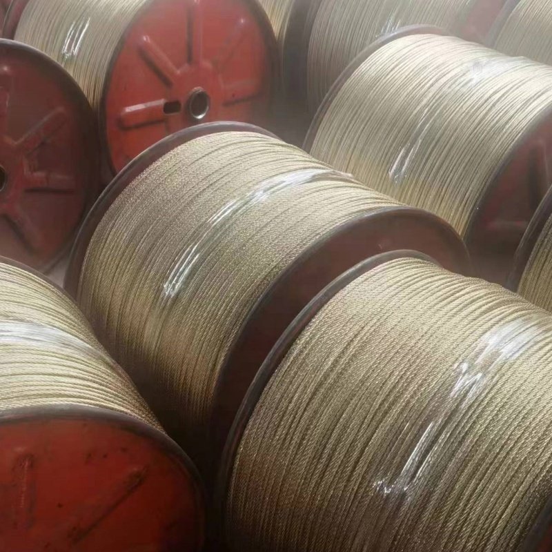 Factory Supplier Wear-resistant Clothesline Wire Rope Safety Fence galvanized wire rope