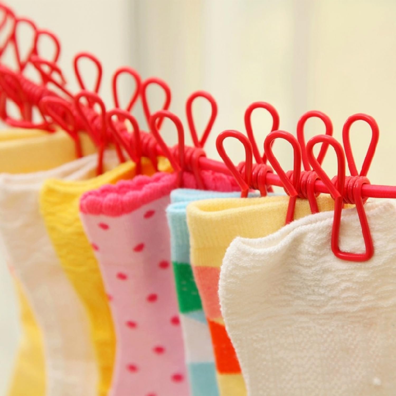 Travel Portable Clothesline with 12 Clothespins,Stretchy Elastic Laundry Clothes Line for Backyard Hotel Camping Indoor Outdoor