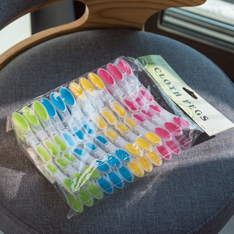 2024 Clothespin Set of 24 Clips Sturdy Clothesline Pins Muti Colored Colorful PP TPR Soft Plastic Clothes Pegs Plastic Clip