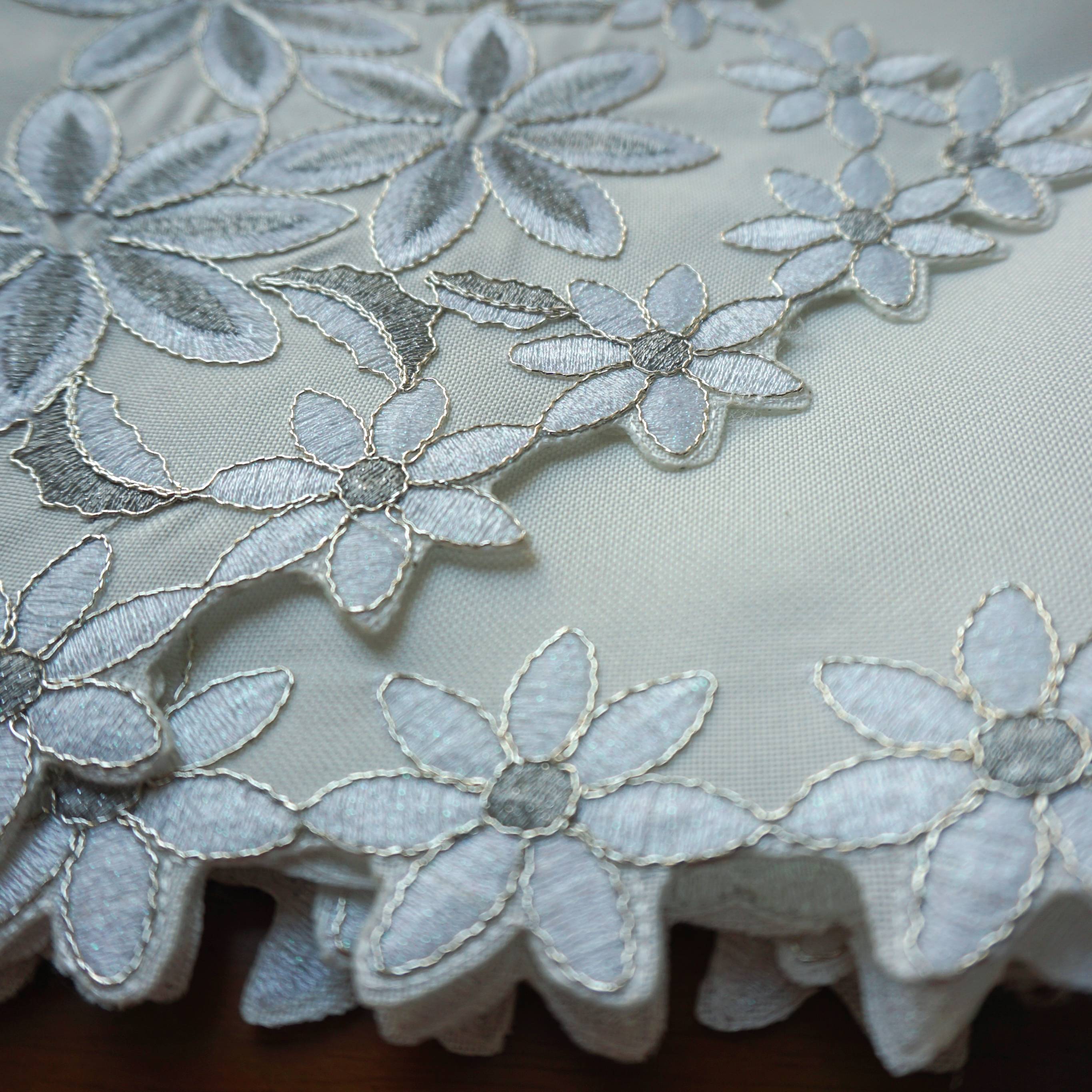 Exit Nordic original tail -tail price break -up sale of heavy workers embroidered embroidery coffee table flag handmade hot side dining table cloth