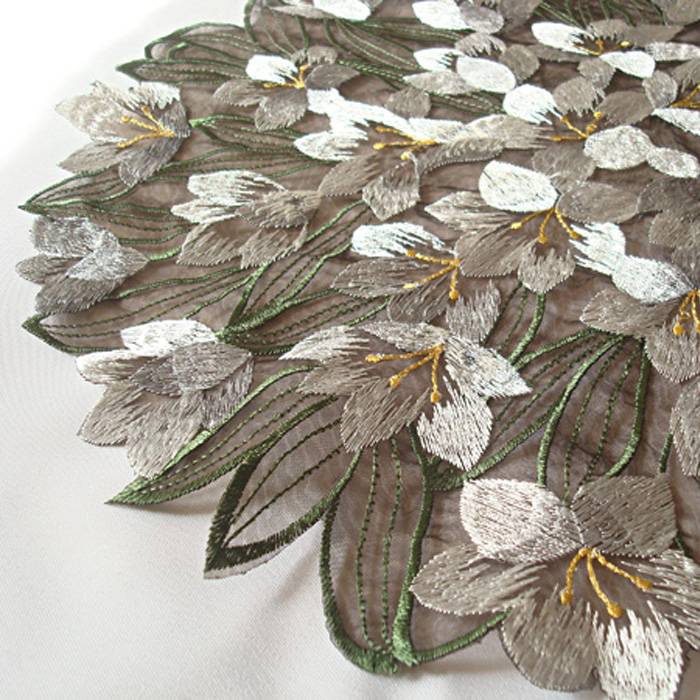 Embroidered tablecloth Exit the pastoral table flag desktop cushion single layer of spring orchid European style black bottom gauze embroidery outside