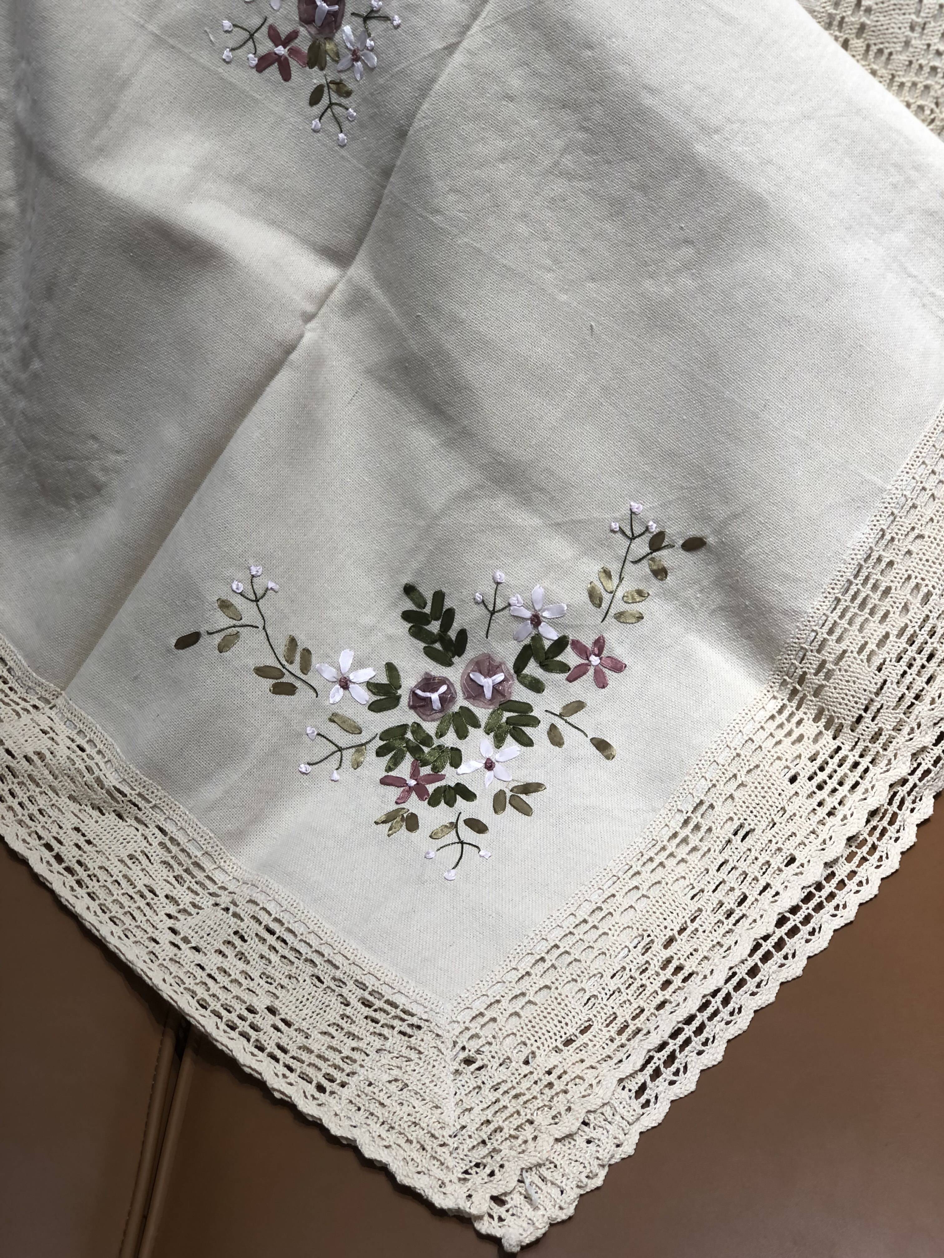 Dining table cloth coffee table cushion cloth household multi -function cover cloth cotton and linen handmade ribbon embroidery thick cloth