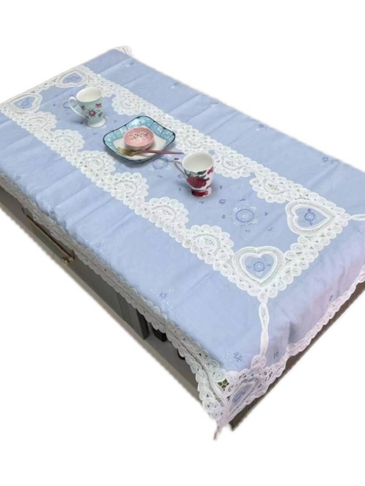 It's beautiful!Export linen Lineli small machine embroidered embroidered flower tablecloth living room coffee table with towels cover piano