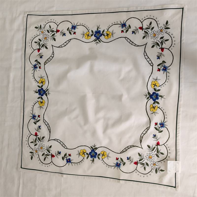Exporting pastoral small flower universal cover