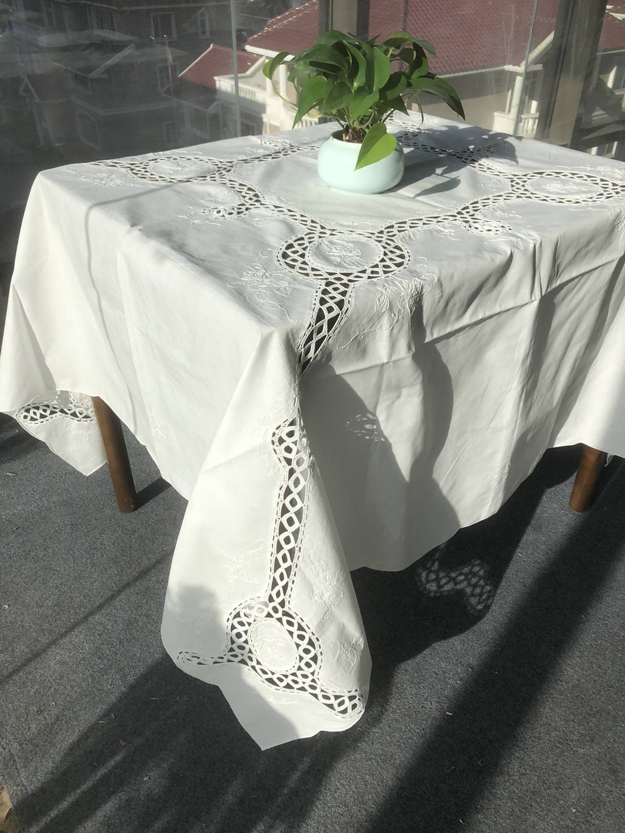 European -style cotton dining table cloth coffee table decoration cloth net red photo wild cloth pure white hollow hand embroidery