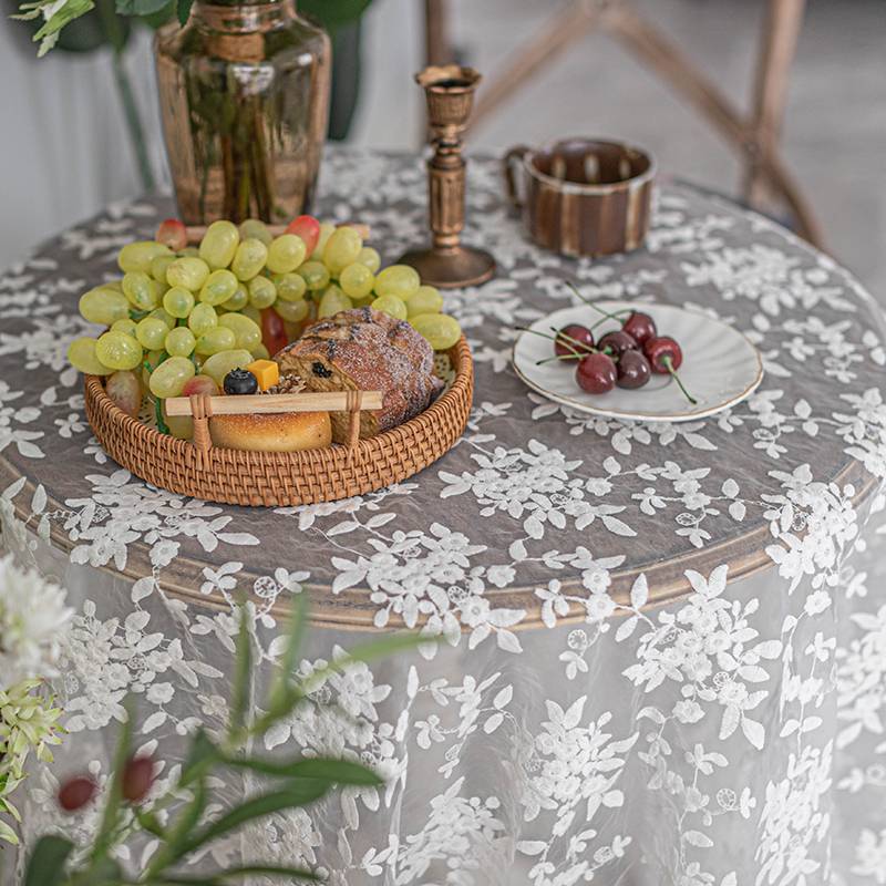 White French lace desk cloth embroidery high -level cloth square shooting prop to shoot props American style light luxury round table cloth