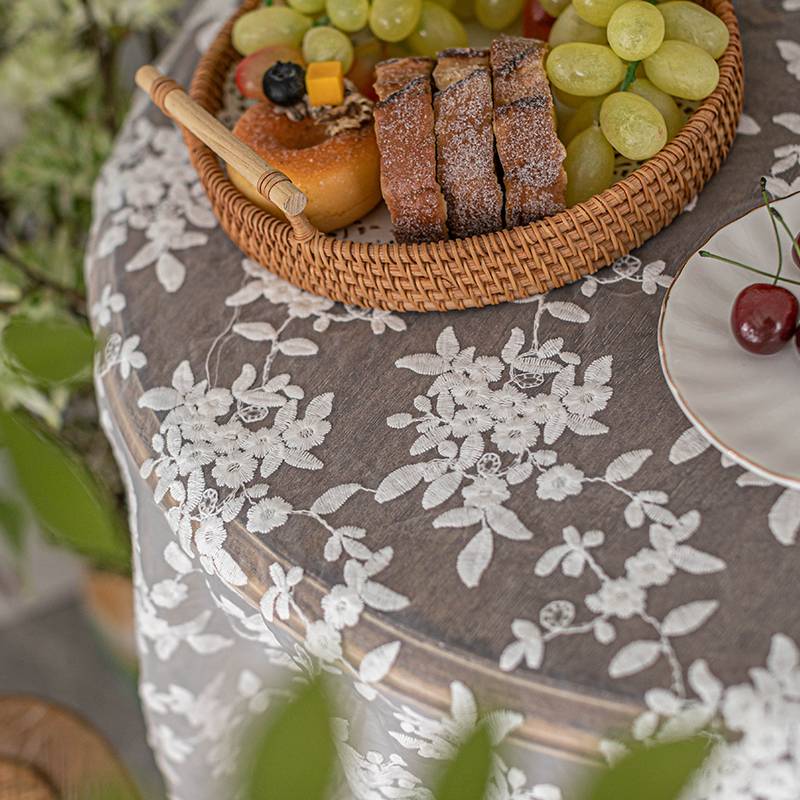 White French lace desk cloth embroidery high -level cloth square shooting prop to shoot props American style light luxury round table cloth