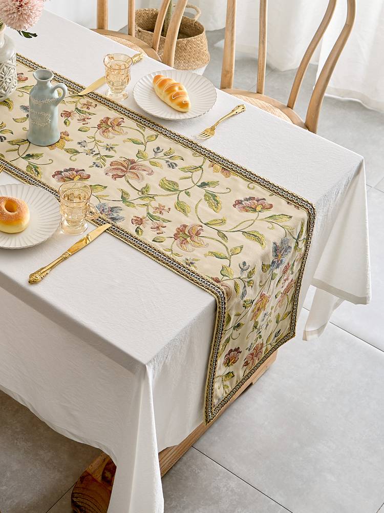 Thick weaving blooming flower light luxury table flag