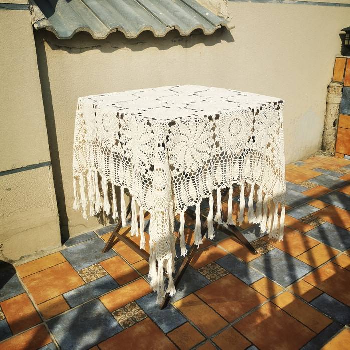 Fresh water lotus pure cotton handmade hook hollow retro lace Su table cloth round coffee table square square
