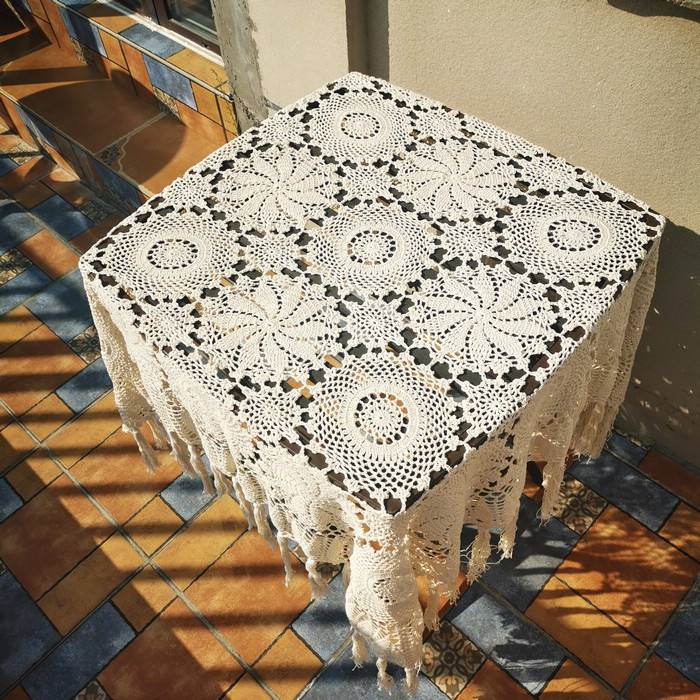 Fresh water lotus pure cotton handmade hook hollow retro lace Su table cloth round coffee table square square