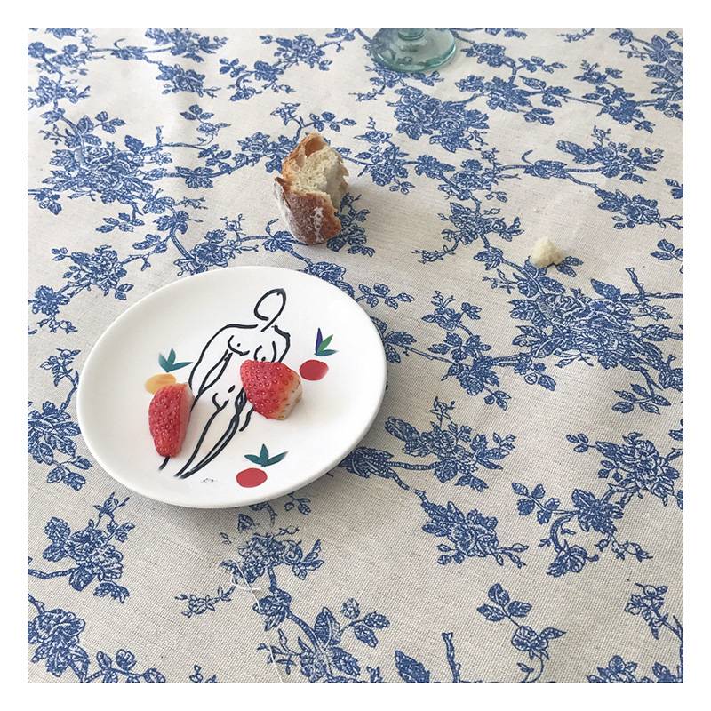 INS Nordic Windfall Big Round Table Chinese Wind Faculty Japanese Dormitory Network Red Blue and Porcelain Cotton Polynance Fresh