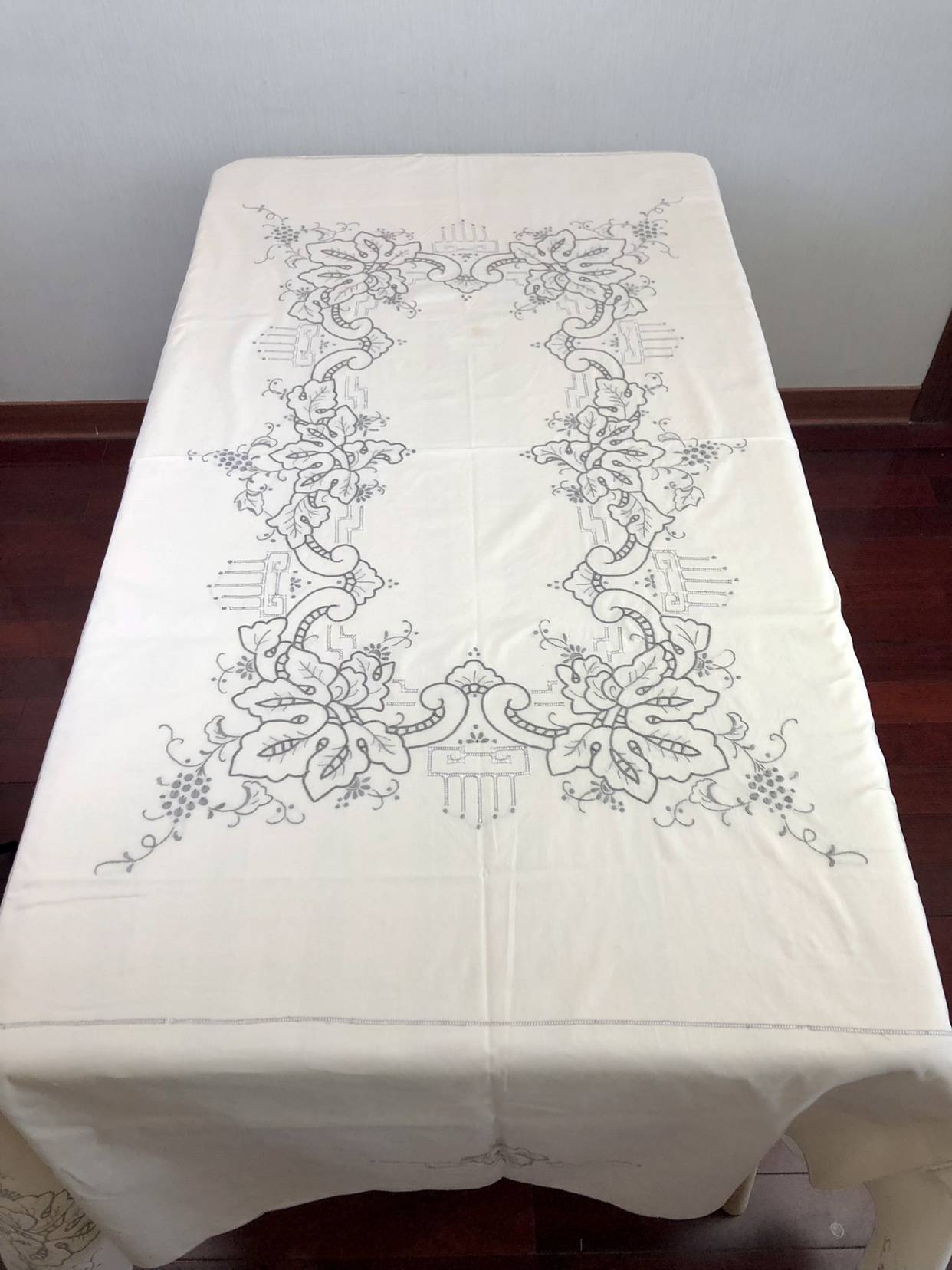 European -style rectangular dining table cloth coffee table western food cushion classic gray embroidered cotton special offer