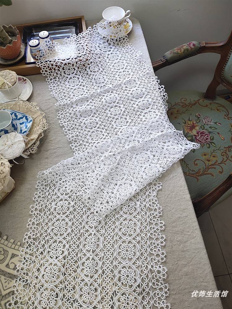 Handmade fabric lace shuttle embroidered woven hollow