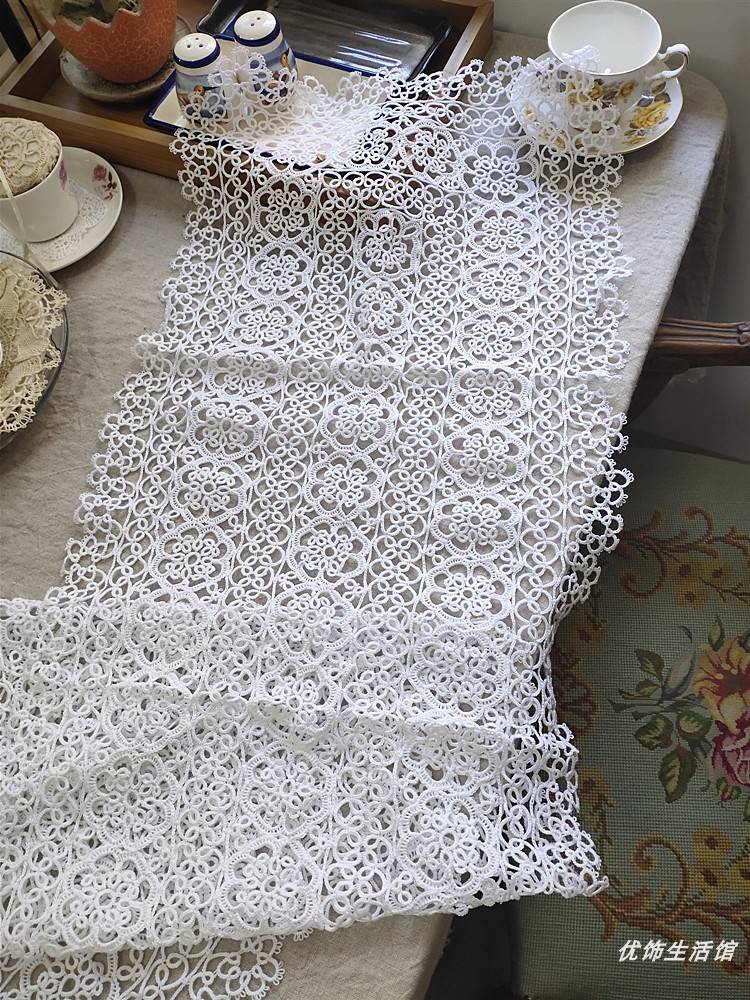 Handmade fabric lace shuttle embroidered woven hollow