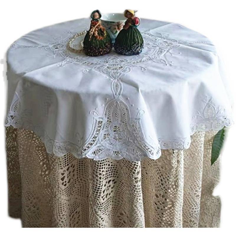 exported European whitening cotton cotton, a handmade embroidered flower round table cloth, a tissue special