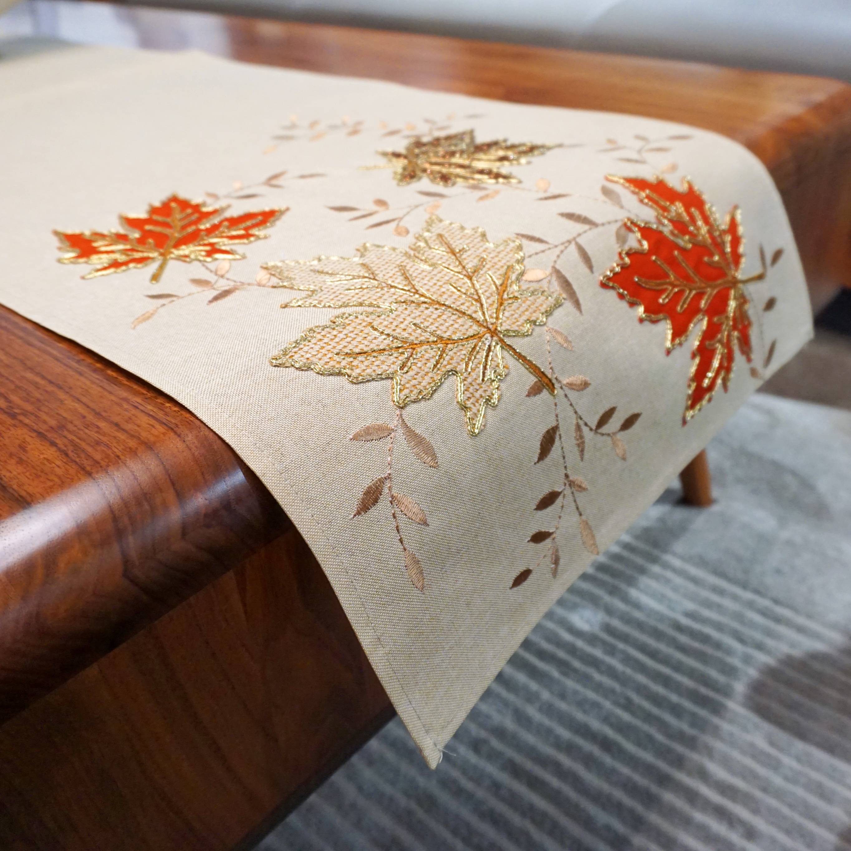 Factory direct selling Nordic style new craft rope embroidery plus embroidery coffee table flag three -dimensional cloth fashion maple leaf tablecloth