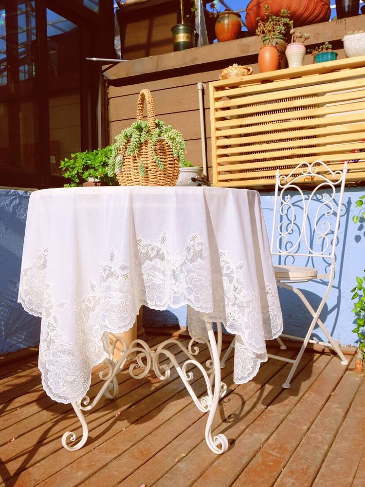 Waterproof lace Dodo French PVC round cloth