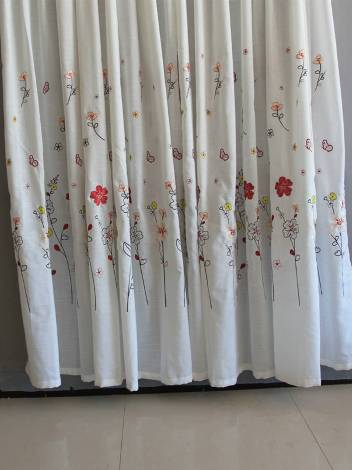 Embroidered white curtain curtain finished products can be customized