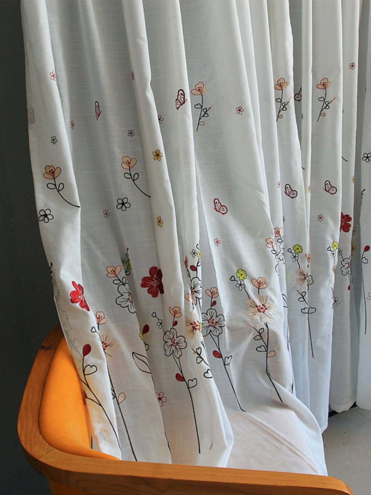 Embroidered white curtain curtain finished products can be customized