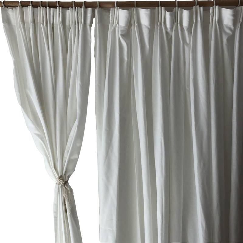 Treatment can be customized simple wind finished curtain