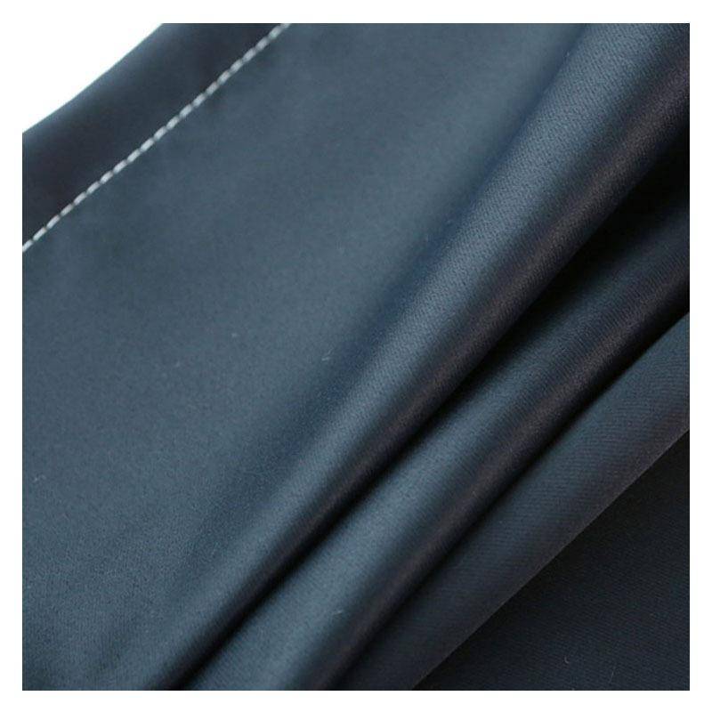 Manufacturers directly provide black solid color thickened all -shelled cloth office engineering factory insulation finished product curtain