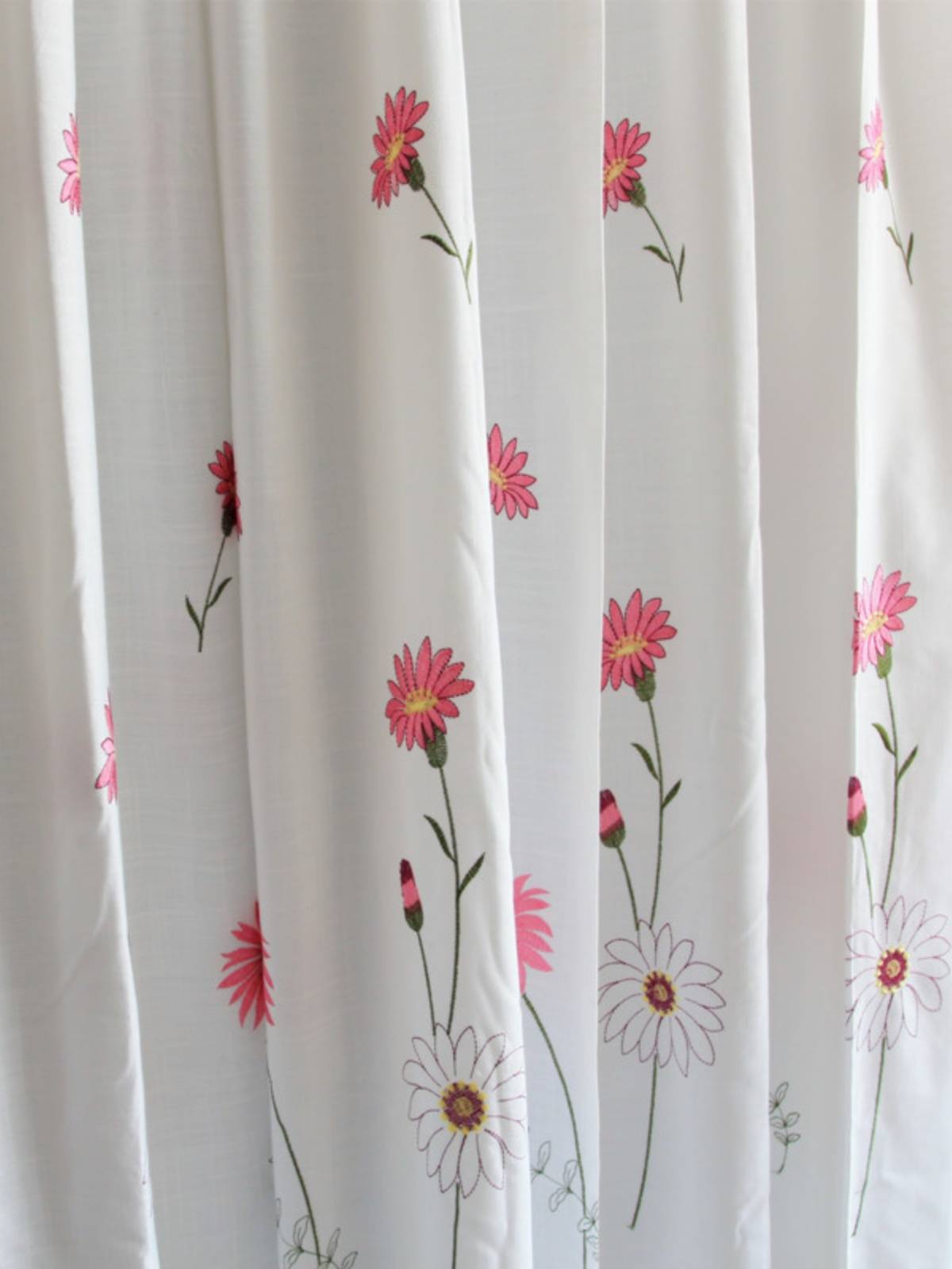 Smooth Simple and Modern Hook Embroidered Curtain