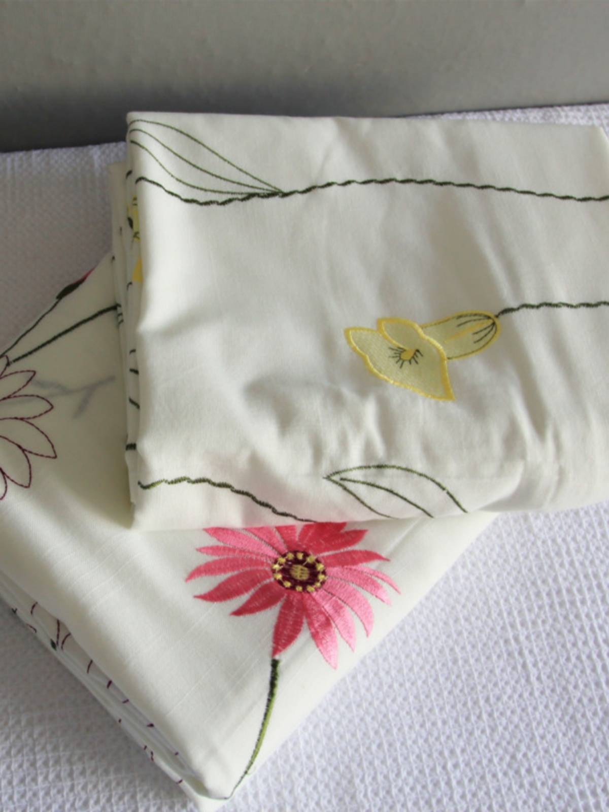 Simple and modern hook model hook model embroidery simplicity