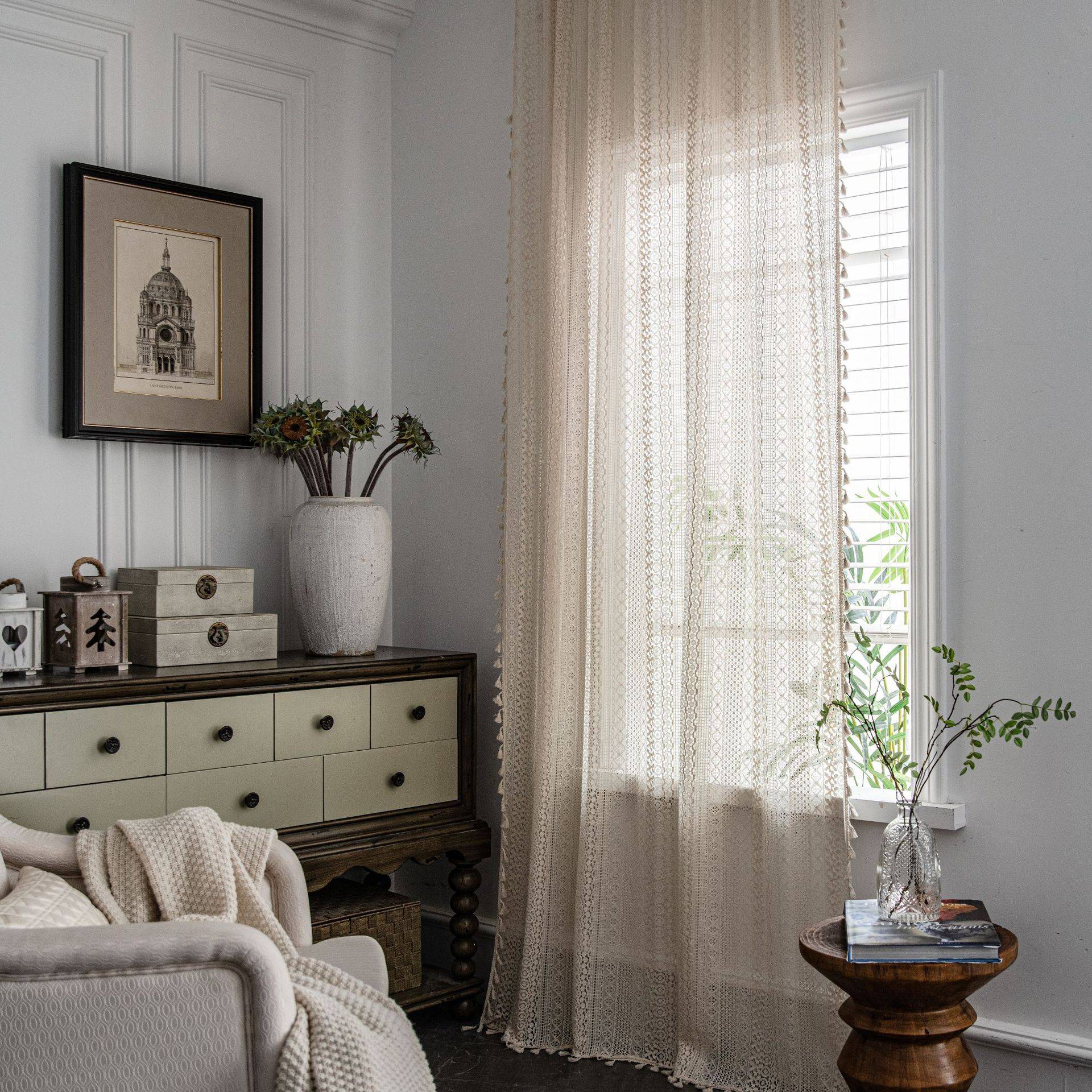 Bay window screen curtains free of punching and installation of beige hook needles