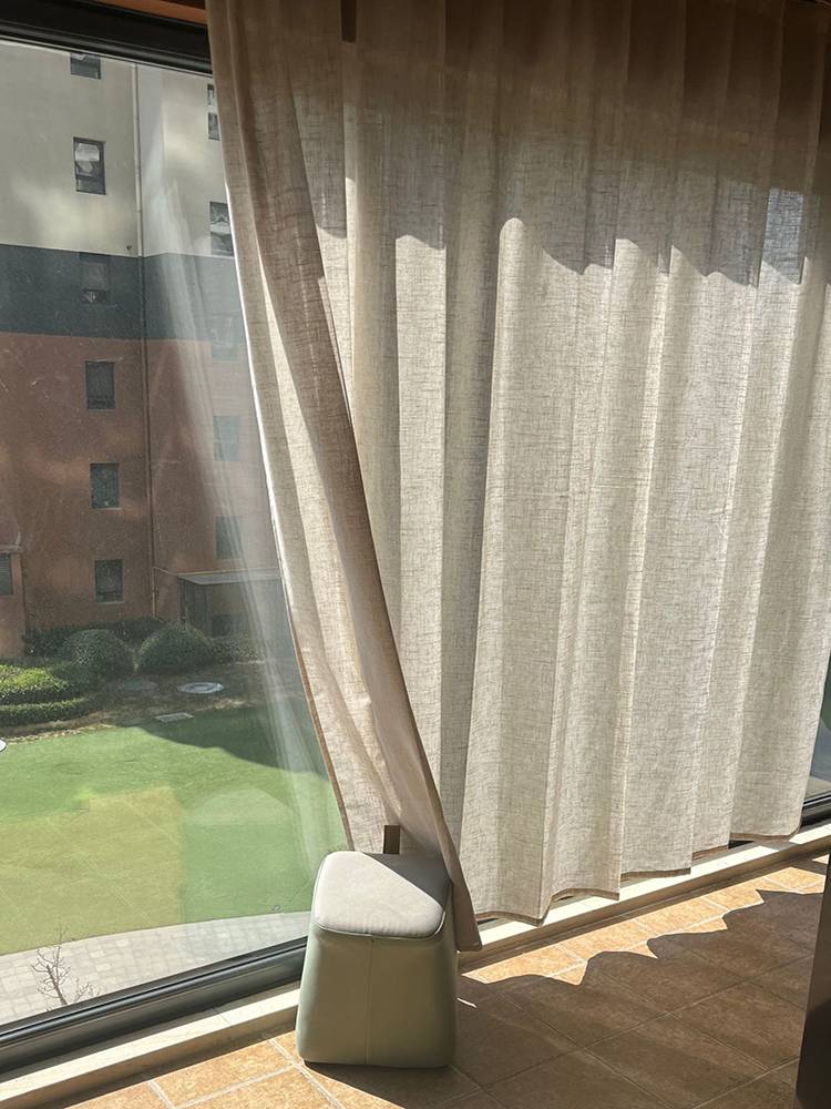 Exit finished product curtain linen linen is simple and simple