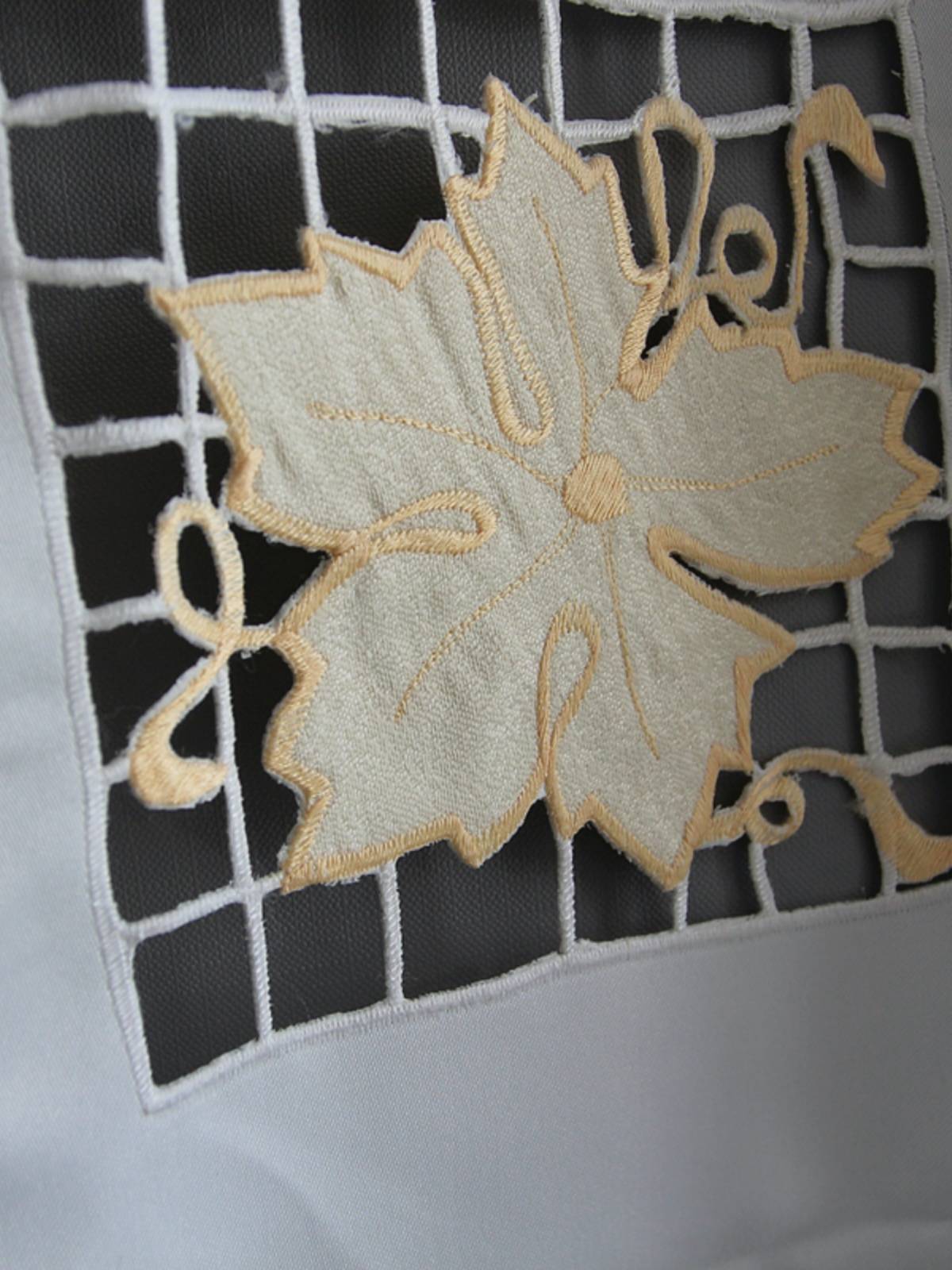 Simple and modern half -shading hollow curtain finished product
