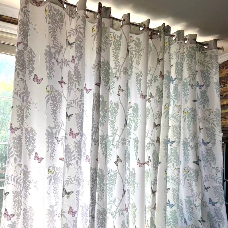 Half -shaped American pastoral perforated style finished curtain