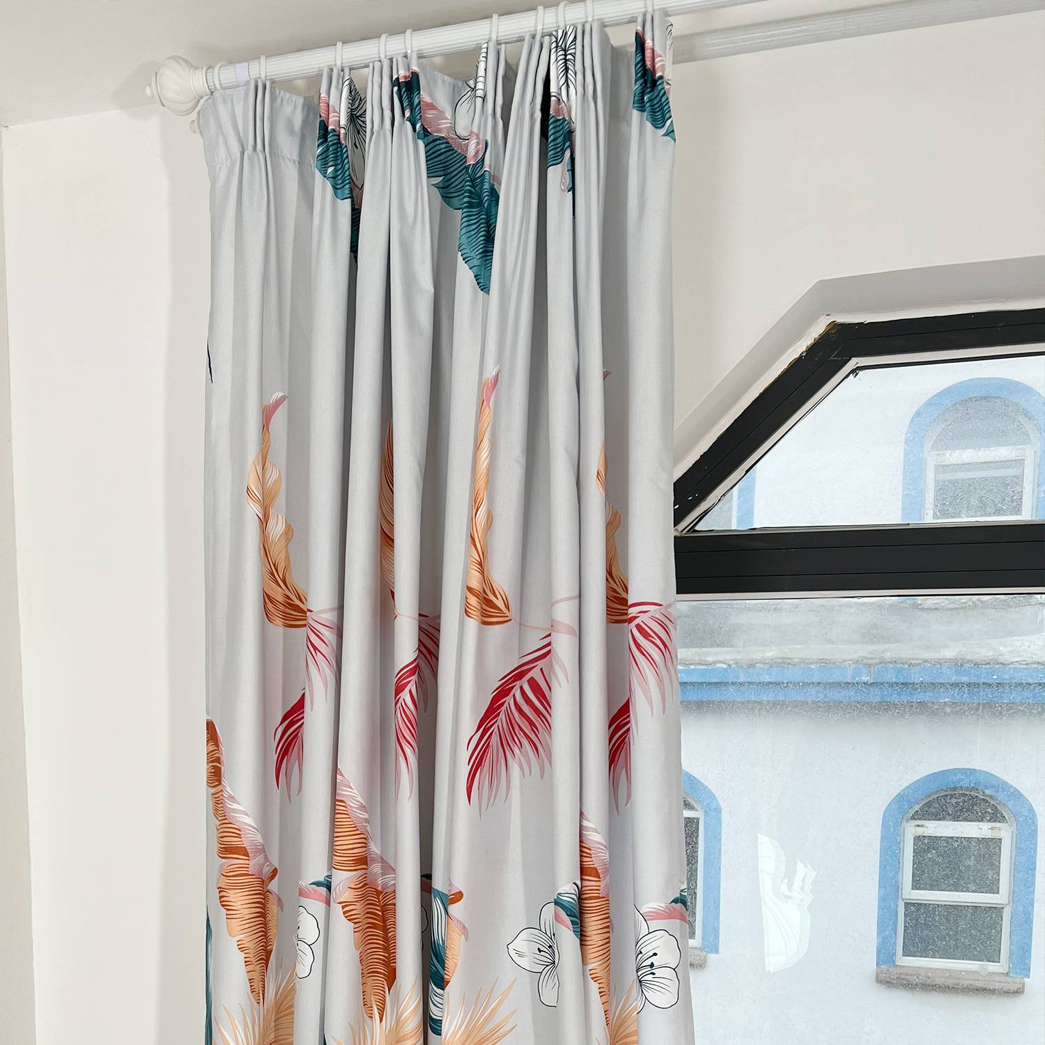 Passionless, light and thin print curtains