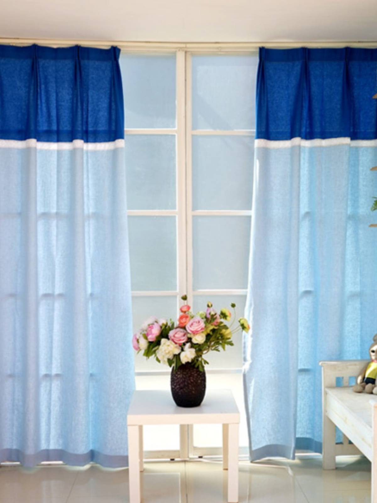 Mediterranean style light blue half -shading finished curtain