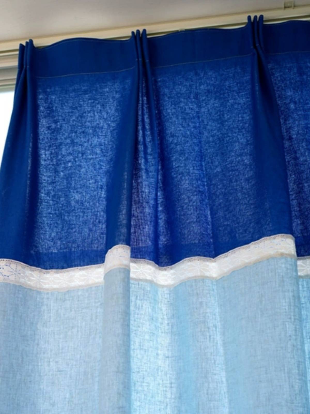 Mediterranean style light blue half -shading finished curtain