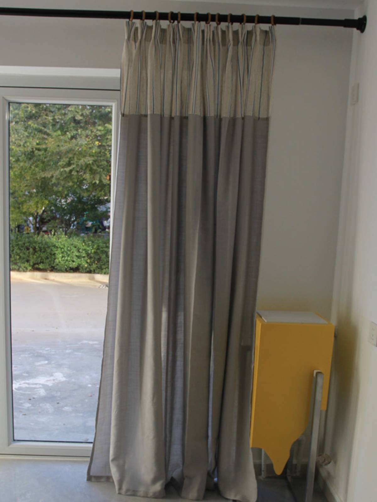 The finished product of the curtain can customize the new product shading curtains, the simple living room bedroom bedroom balcony shading curtain