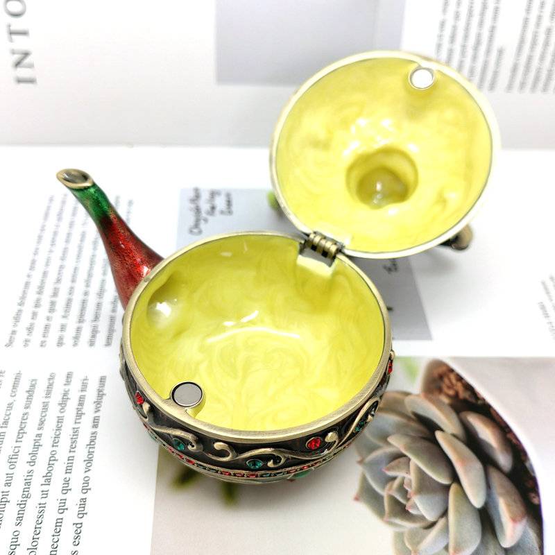 Hot -selling enamel handmade metal retro teapot jewelry box ring box furniture ornament teapot decoration