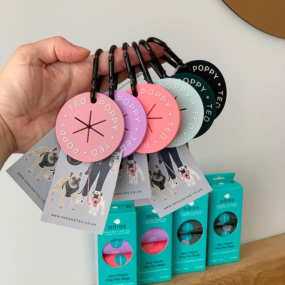New Portable Pet Dog poop loop bag biodegradable custom logo silicone Pet dog cat poop poop bags holder