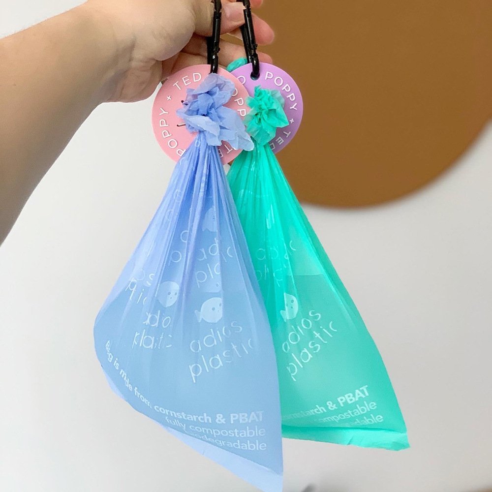 New Portable Pet Dog poop loop bag biodegradable custom logo silicone Pet dog cat poop poop bags holder