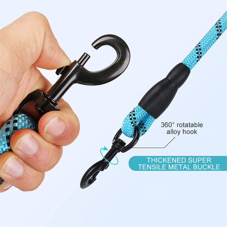 2024 Dropshipping Upgrade Pet Reflective Leash Round Traction Belt Foam Handle Free Walking Dog Rope Leash