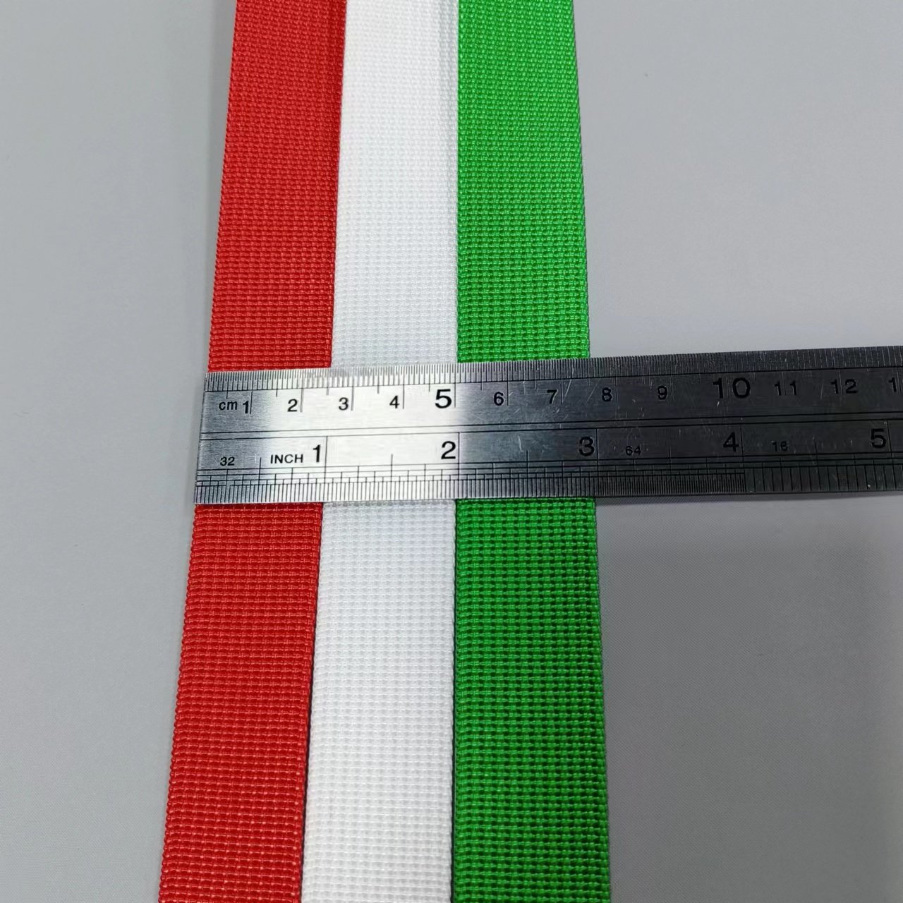 Custom 1 inch woven Nylon webbing red green black grooved webbing for pet dog leash and collar
